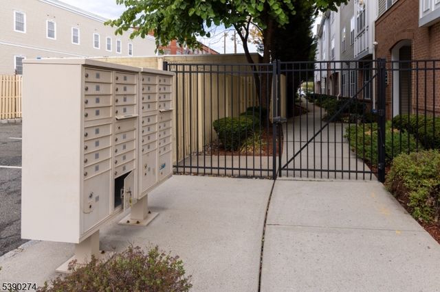 435 Van Houten Ave 307, Passaic City, NJ 07055