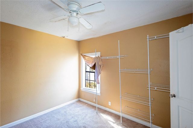 1330 Ray Dr, Corpus Christi, TX 78411