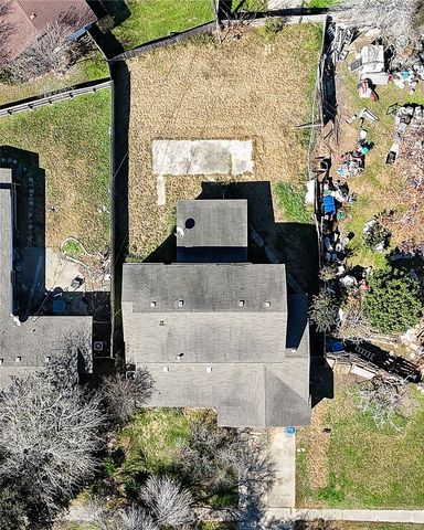 1330 Ray Dr, Corpus Christi, TX 78411