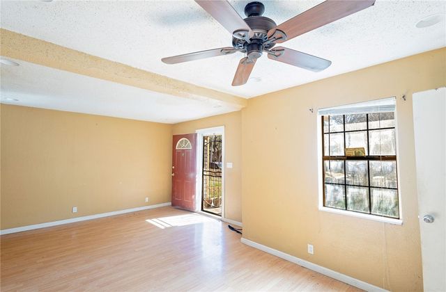 1330 Ray Dr, Corpus Christi, TX 78411