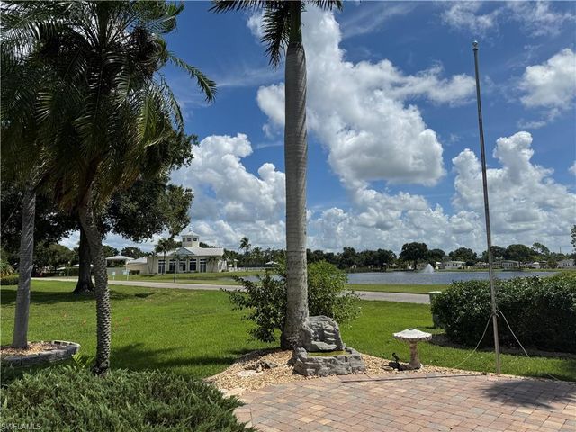 10081 Willowood DR # B95, Fort Myers, FL 33905