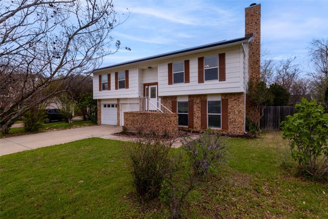 522 Royal Valley Road, Grand Prairie, TX 75052