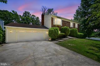 2302 IMPERIAL CT, Waldorf, MD 20602