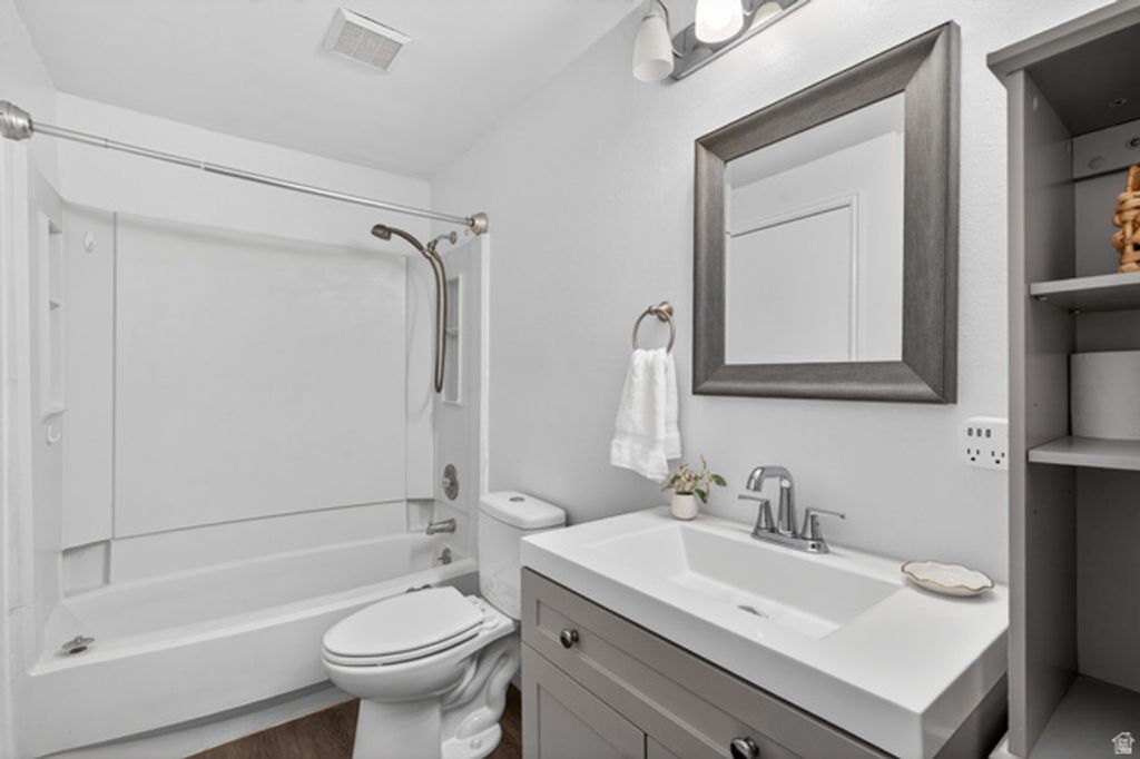 Image 13 of property listing at 269 E HILL AVE #2, Millcreek, UT 84107