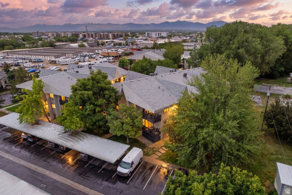 Image 22 of property listing at 269 E HILL AVE #2, Millcreek, UT 84107