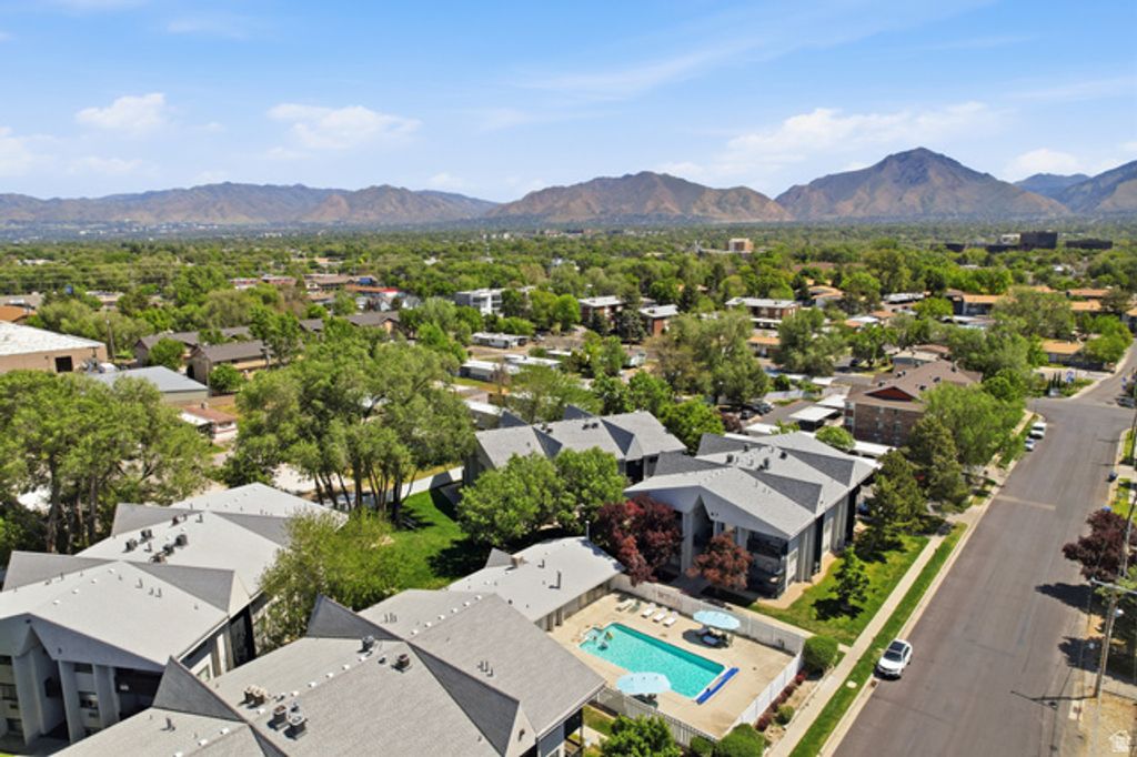 Image 23 of property listing at 269 E HILL AVE #2, Millcreek, UT 84107