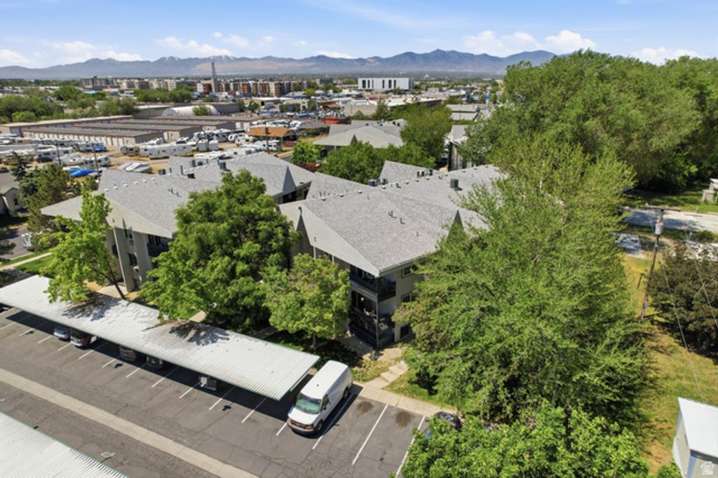 Image 24 of property listing at 269 E HILL AVE #2, Millcreek, UT 84107