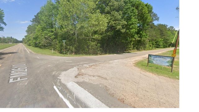 254 Bobby Baer Road, Livingston, TX 77351