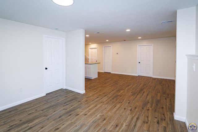 2409 SW Fillmore ST, Topeka, KS 66611