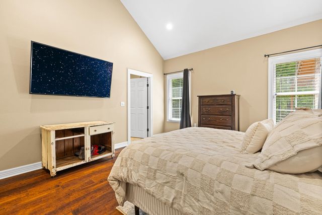 620 Town Oaks Cir, Kilgore, TX 75662