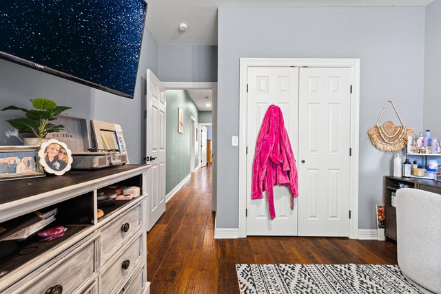 620 Town Oaks Cir, Kilgore, TX 75662
