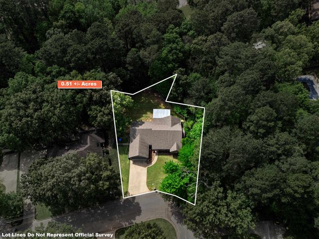 620 Town Oaks Cir, Kilgore, TX 75662