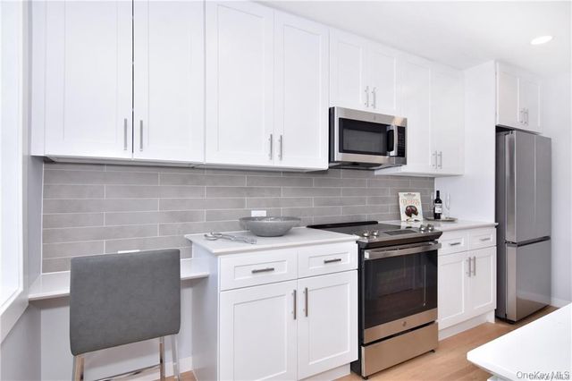 651 W Boulevard 3A, Pelham, NY 10803