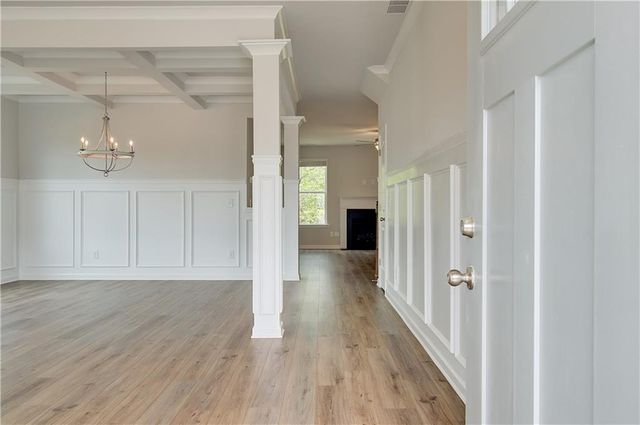 291 Arnewood Circle, Mcdonough, GA 30253