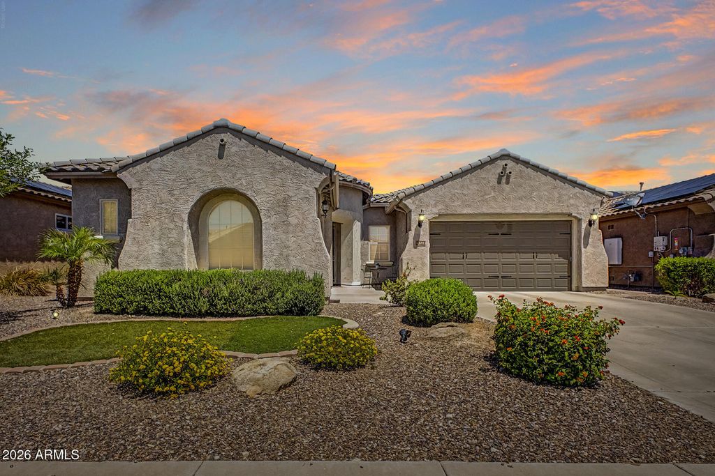 Image 2 of property listing at 6252 W YORKTOWN Way W, Florence, AZ 85132