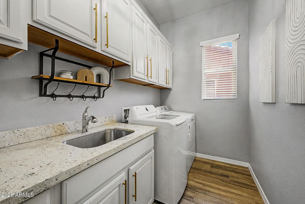 Image 32 of property listing at 6252 W YORKTOWN Way W, Florence, AZ 85132
