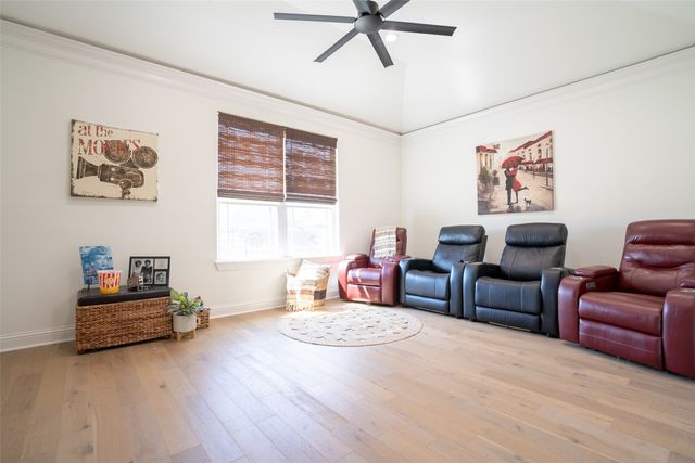 2521 Birchwood Drive, Granbury, TX 76049