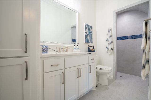 2521 Birchwood Drive, Granbury, TX 76049