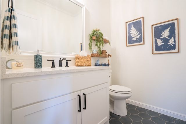 2521 Birchwood Drive, Granbury, TX 76049