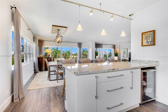 2500 E Las Olas Blvd 408, Fort Lauderdale, FL 33301