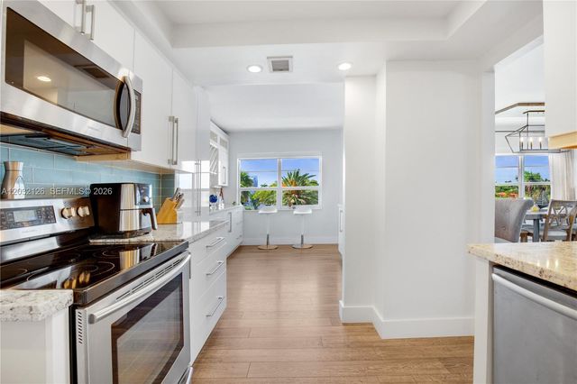2500 E Las Olas Blvd 408, Fort Lauderdale, FL 33301