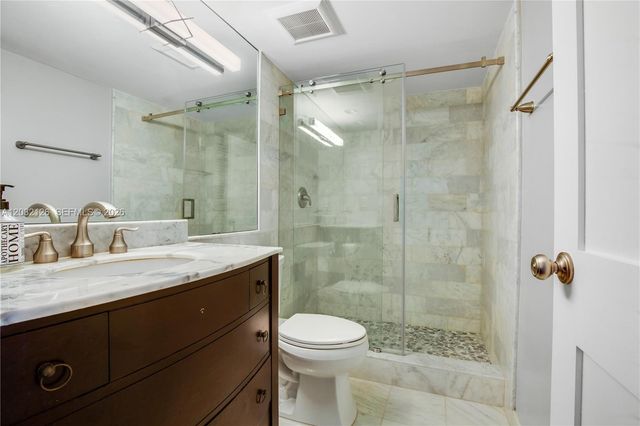 2500 E Las Olas Blvd 408, Fort Lauderdale, FL 33301
