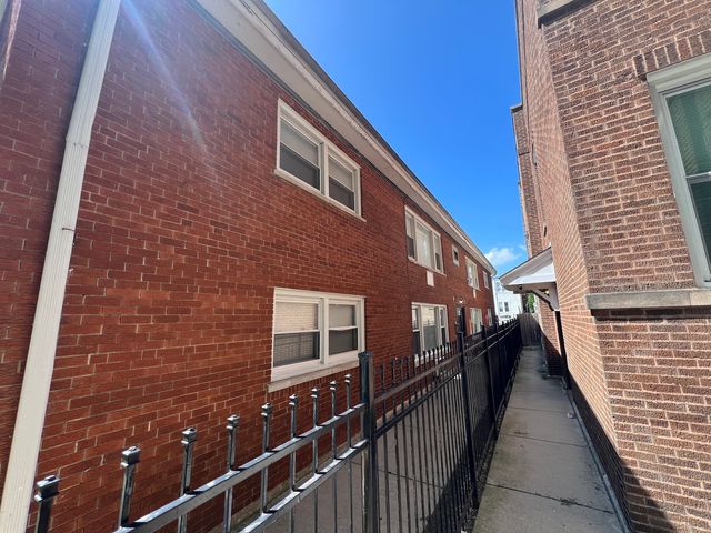 7832 S Cregier Avenue 1E, Chicago, IL 60649