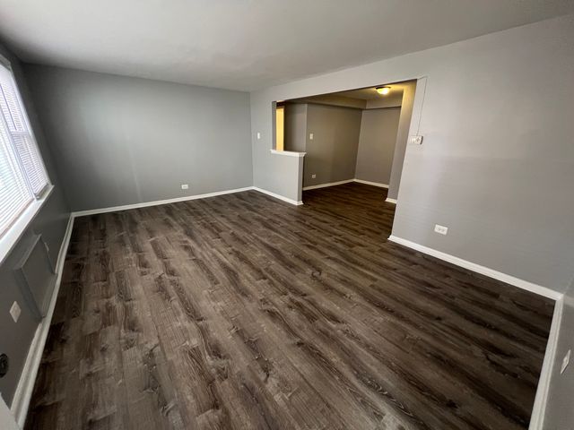 7832 S Cregier Avenue 1E, Chicago, IL 60649
