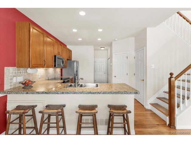 6091 W Utah Ln, Lakewood, CO 80232