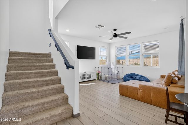 1762 E CIELO AZUL Way, San Tan Valley, AZ 85140