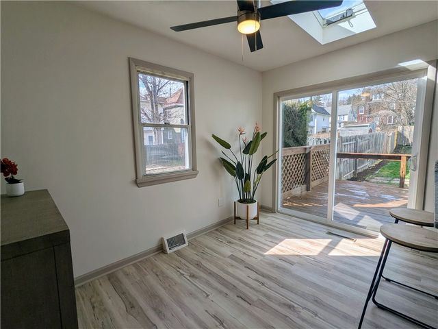 310 E Penn, City Of But Sw, PA 16001