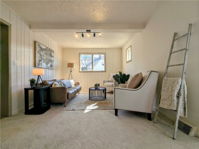 310 E Penn, City Of But Sw, PA 16001