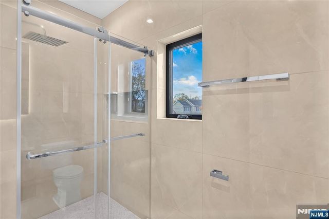 12-25 Eastern Drive, Fair Lawn, NJ 07410