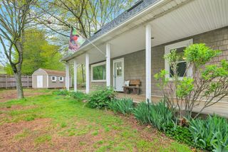 587 Essex Ave, Gloucester, MA 01930