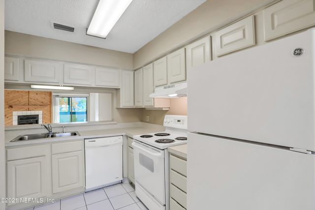 5615 SAN JUAN Avenue 308, Jacksonville, FL 32210