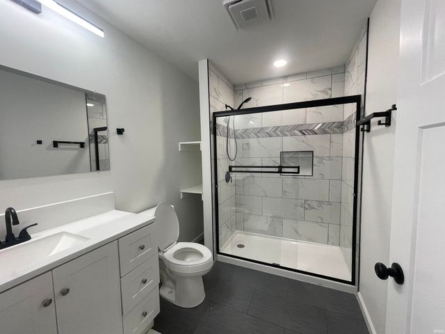 23884 Oak Dale Street, Elkhart, IN 46516