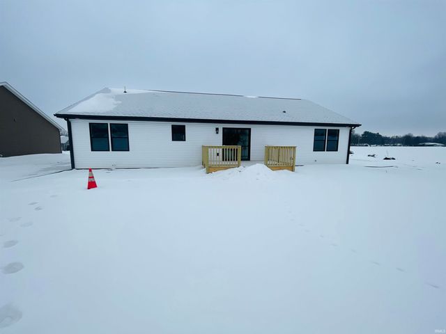 23884 Oak Dale Street, Elkhart, IN 46516