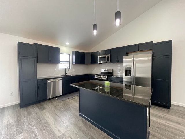 23884 Oak Dale Street, Elkhart, IN 46516