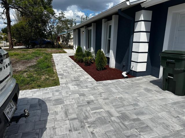 1159 FUNDY ROAD, Venice, FL 34293