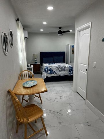 1159 FUNDY ROAD, Venice, FL 34293