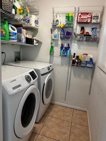 1159 FUNDY ROAD, Venice, FL 34293