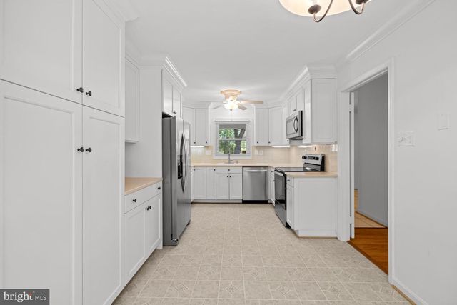 2925 BEAVERWOOD LN, Silver Spring, MD 20906
