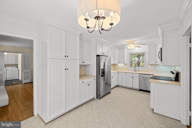 2925 BEAVERWOOD LN, Silver Spring, MD 20906