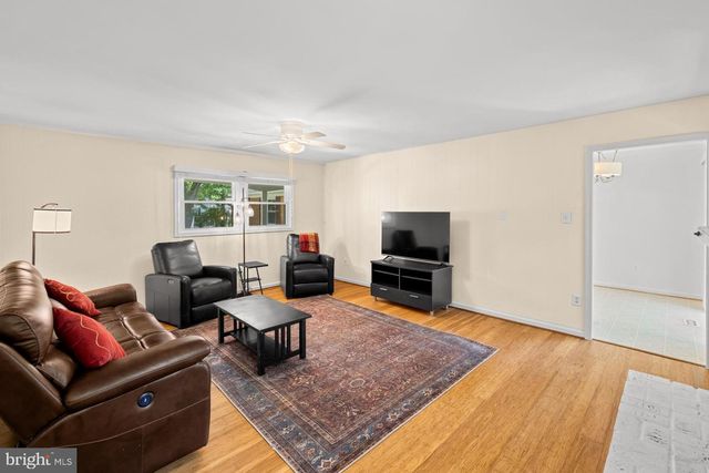 2925 BEAVERWOOD LN, Silver Spring, MD 20906