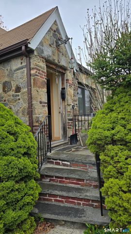 86 Placid Avenue, Stratford, CT 06615