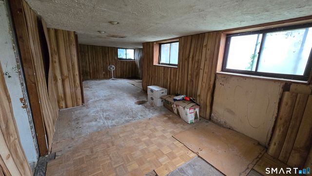 86 Placid Avenue, Stratford, CT 06615