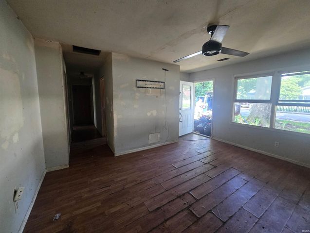 931 Line Street, Evansville, IN 47713