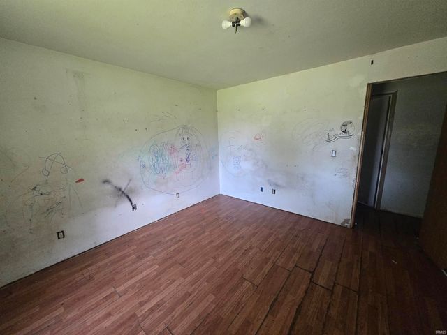 931 Line Street, Evansville, IN 47713