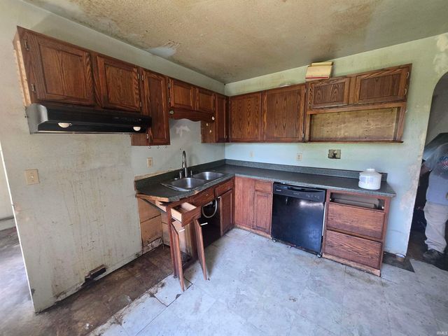 931 Line Street, Evansville, IN 47713
