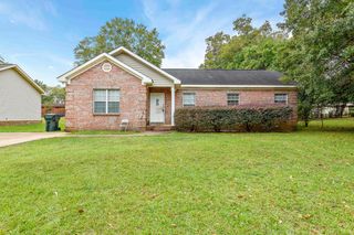 904 Worthy Ave, Dothan, AL 36303
